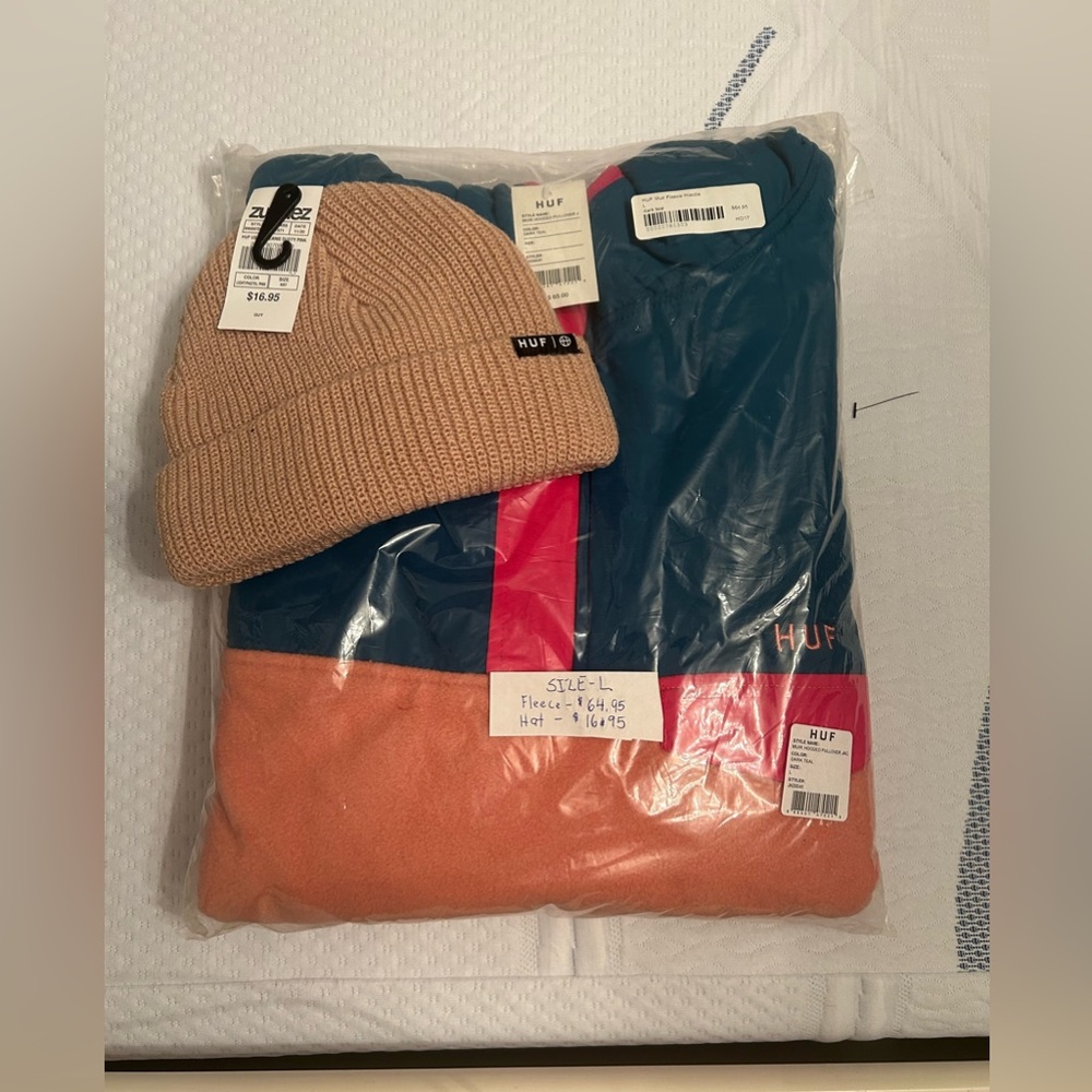 Huf zip up with winter hat